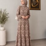 Saray Desenli Elbise – Vizon